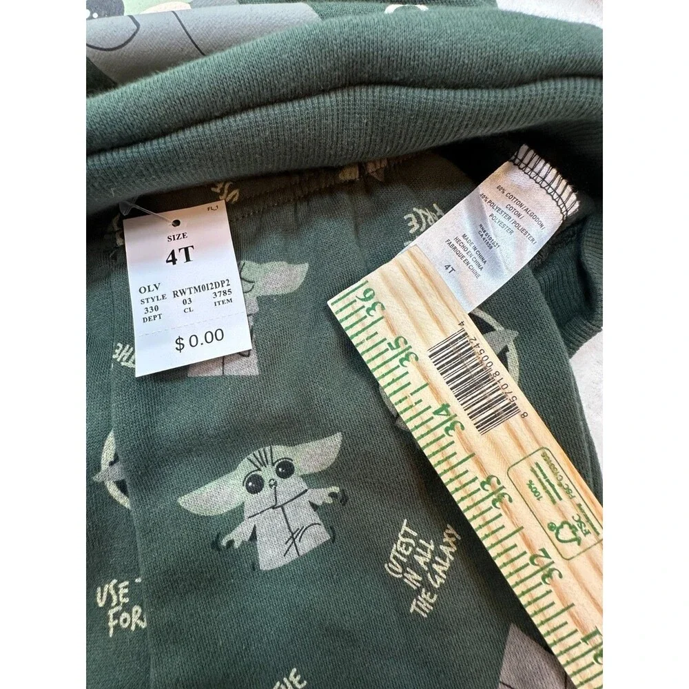Star Wars Mandalorian Grogu Toddler 4T NWT Sweatshirt & Joggers Set Olive
